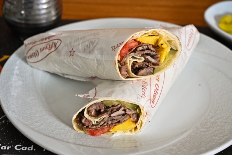 Kıvılcım Restaurant et döner dürüm